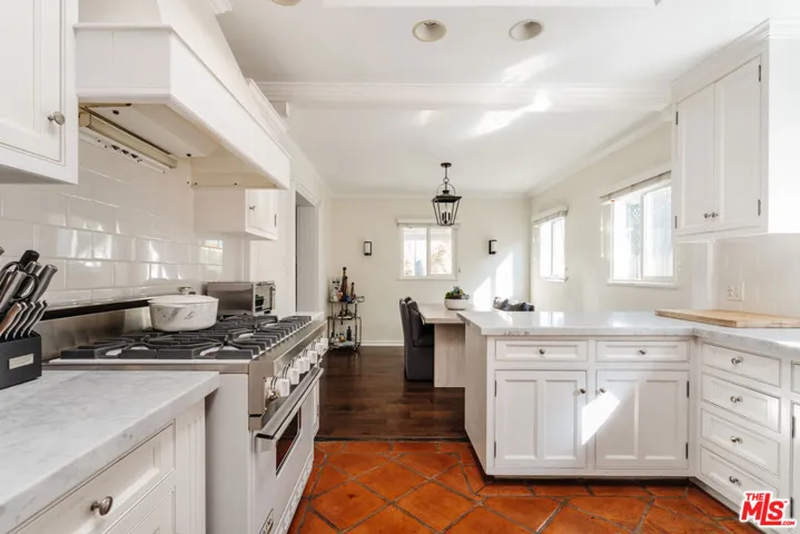 6636 Colgate Avenue, Los Angeles, California 90048