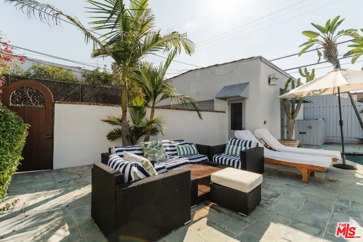 6636 Colgate Avenue, Los Angeles, California 90048