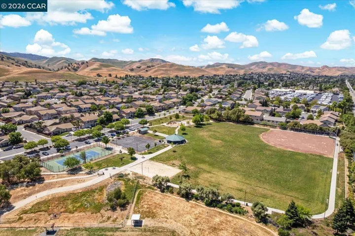 1617 Greenridge Dr, Pittsburg, California 94565