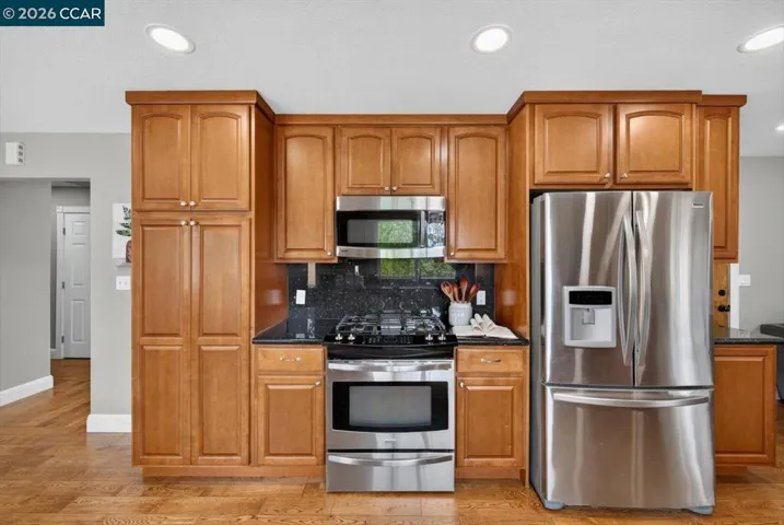 1617 Greenridge Dr, Pittsburg, California 94565