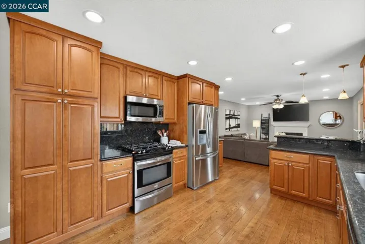 1617 Greenridge Dr, Pittsburg, California 94565