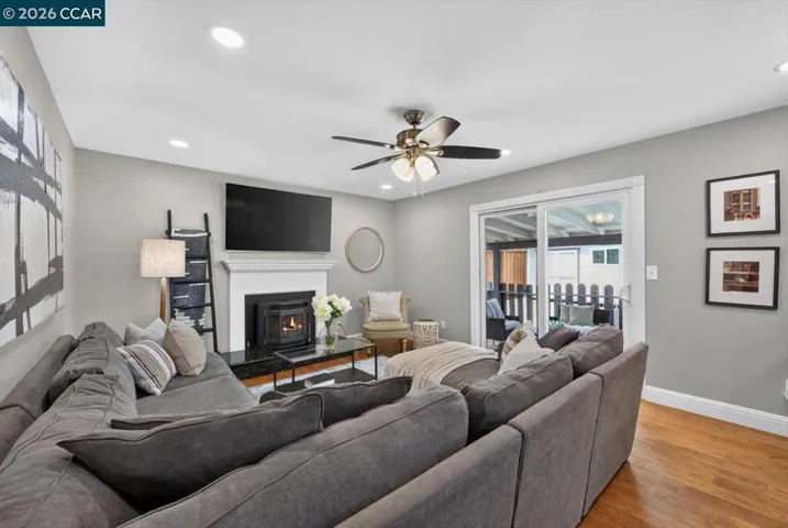 1617 Greenridge Dr, Pittsburg, California 94565