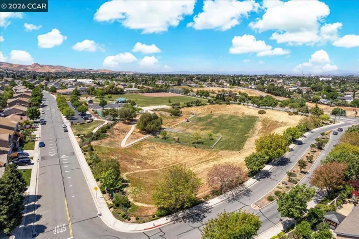 1617 Greenridge Dr, Pittsburg, California 94565