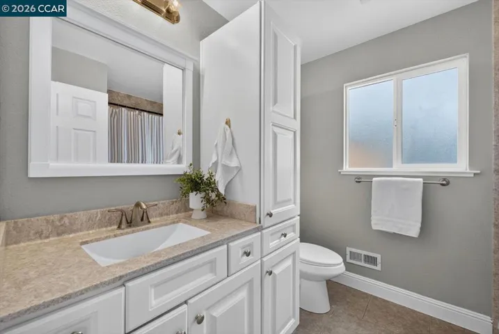 1617 Greenridge Dr, Pittsburg, California 94565
