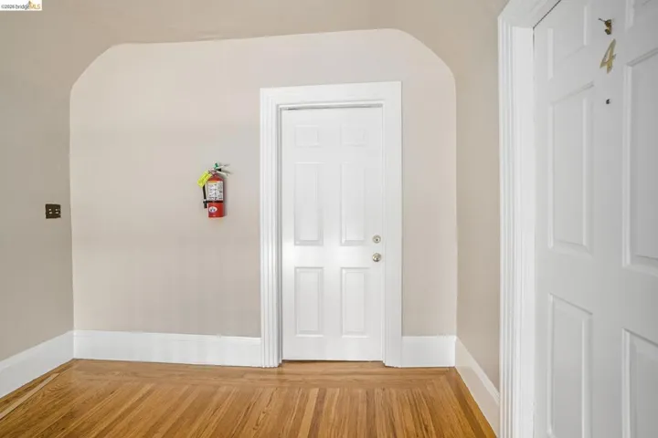 95 Moss Ave, Oakland, California 94610