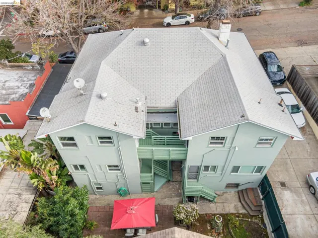 95 Moss Ave, Oakland, California 94610