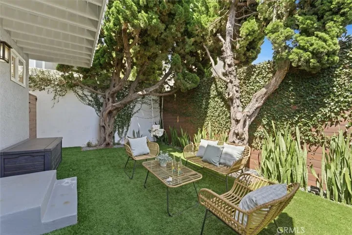 1610 Carver, Redondo Beach, California 90278