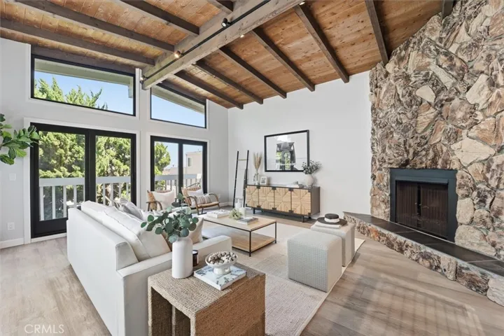 1610 Carver, Redondo Beach, California 90278