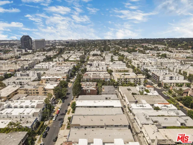 11733 Mayfield Avenue, Los Angeles, California 90049