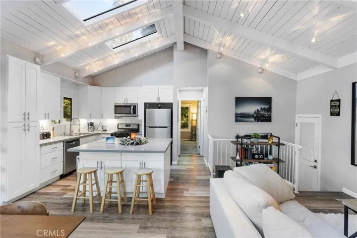 24649 Valle Drive, Crestline, California 92325