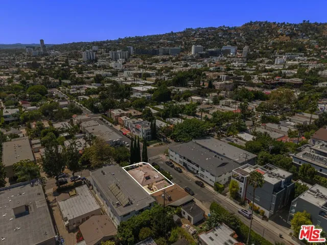 954 Havenhurst Drive, West Hollywood, California 90046