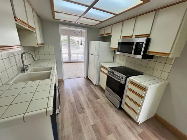 111 Escobar Court, Los Gatos, California 95032