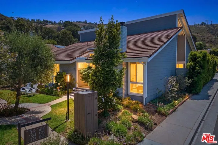1314 Avenida De Cortez, Los Angeles, California 90272