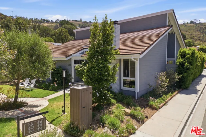 1314 Avenida De Cortez, Los Angeles, California 90272