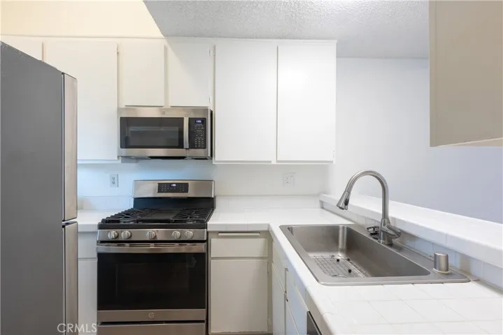 305 Orange Blossom, Irvine, California 92618