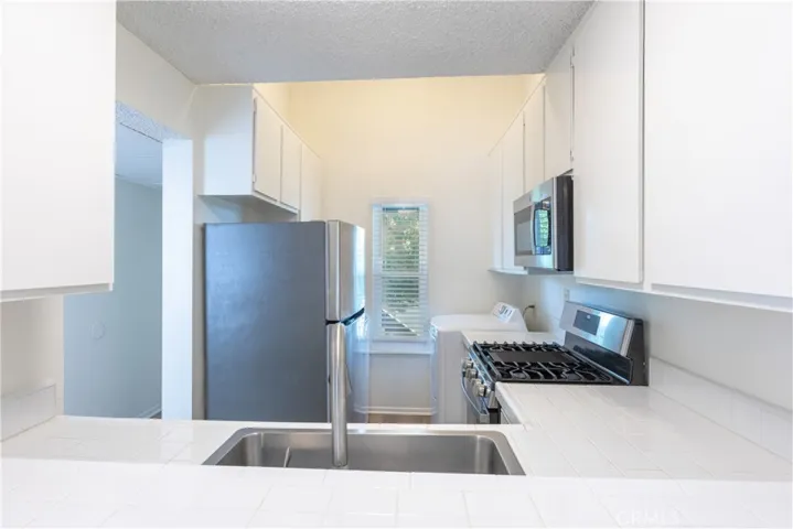 305 Orange Blossom, Irvine, California 92618