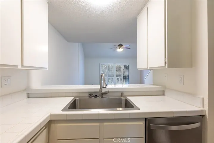 305 Orange Blossom, Irvine, California 92618