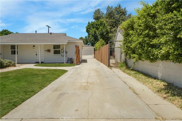 7337 Caldus Avenue, Van Nuys, California 91406