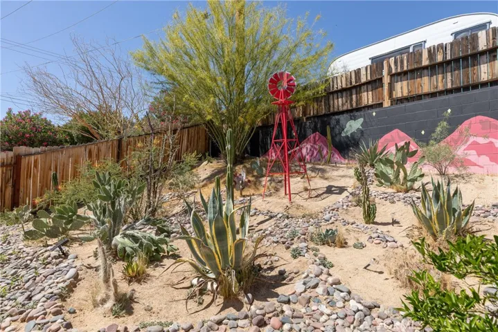7333 Camino Del Cielo, Yucca Valley, California 92284