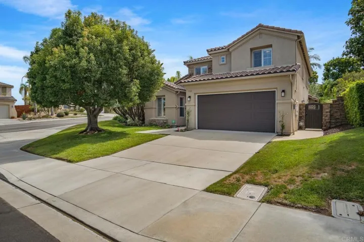 7922 Sitio Granado, Carlsbad, California 92009