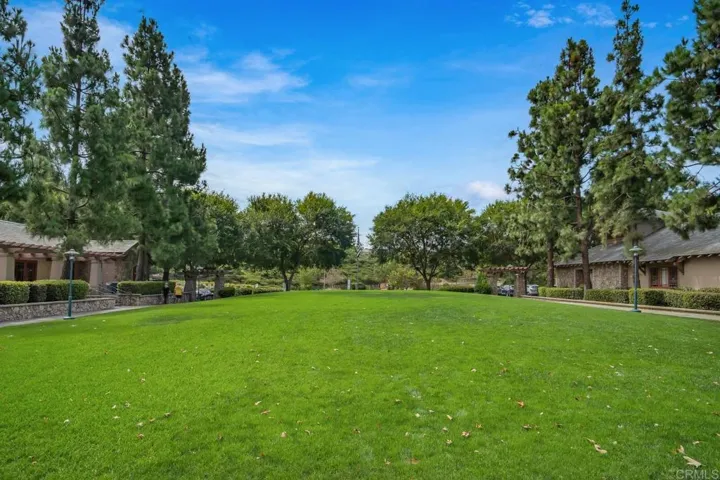7922 Sitio Granado, Carlsbad, California 92009