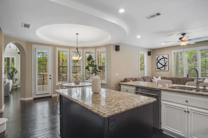 7922 Sitio Granado, Carlsbad, California 92009
