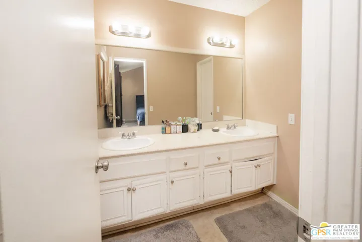 2466 N Orange Avenue, Rialto, California 92377