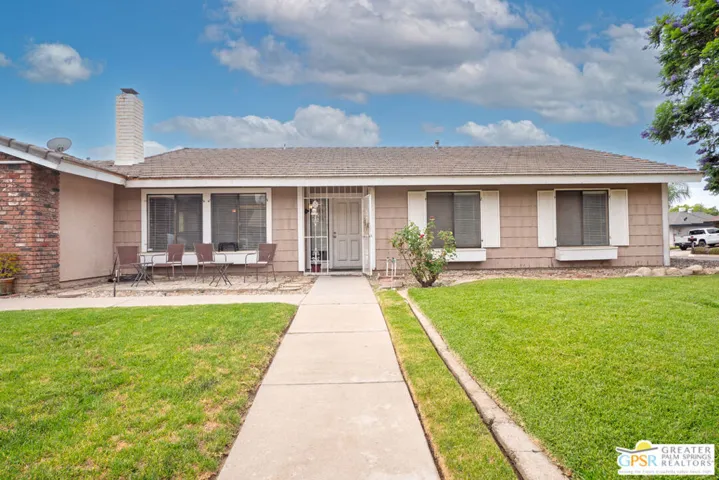 2466 N Orange Avenue, Rialto, California 92377