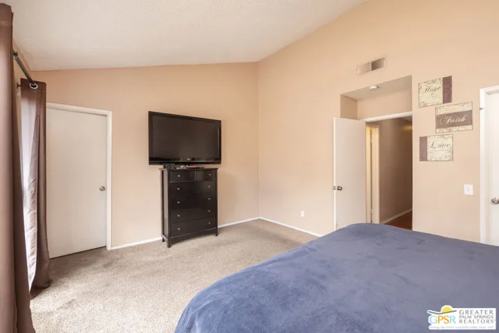 2466 N Orange Avenue, Rialto, California 92377
