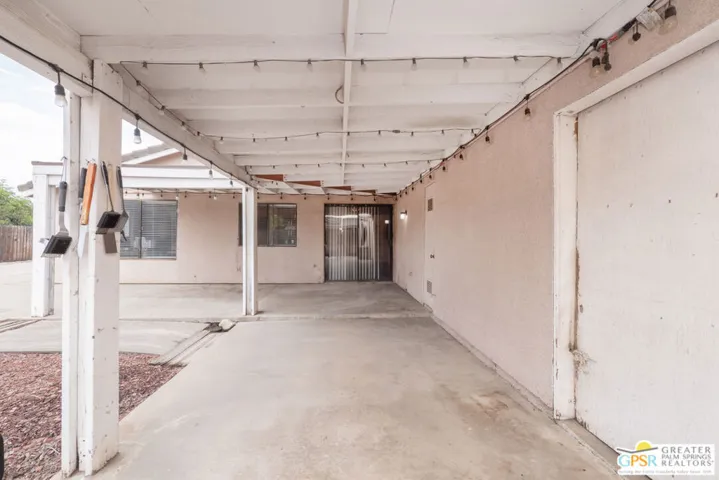 2466 N Orange Avenue, Rialto, California 92377