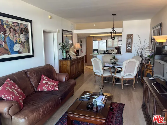 13700 Marina Pointe Drive 722, Marina Del Rey, California 90292
