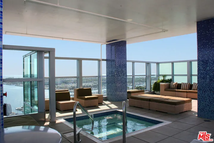 13700 Marina Pointe Drive 722, Marina Del Rey, California 90292