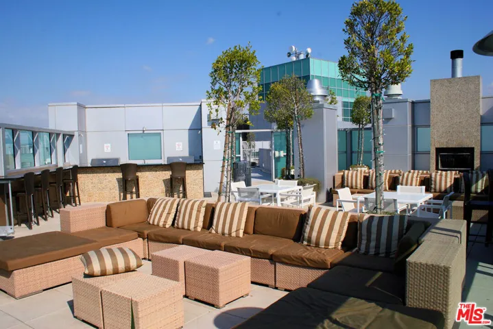 13700 Marina Pointe Drive 722, Marina Del Rey, California 90292