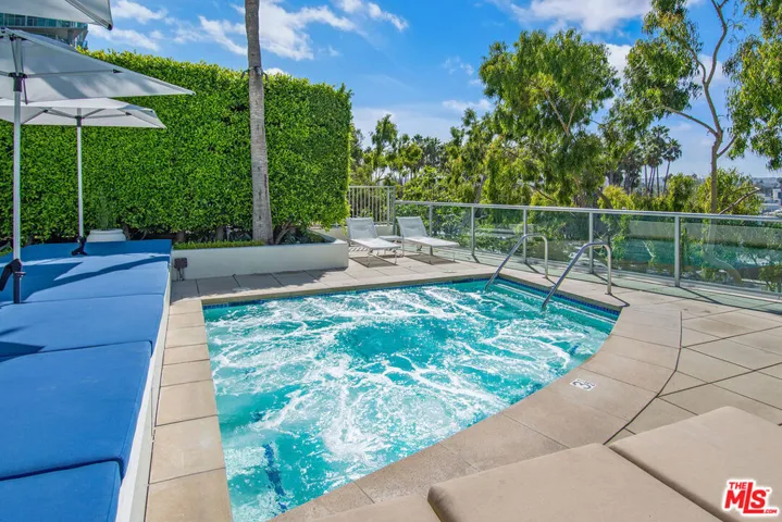 13700 Marina Pointe Drive 722, Marina Del Rey, California 90292