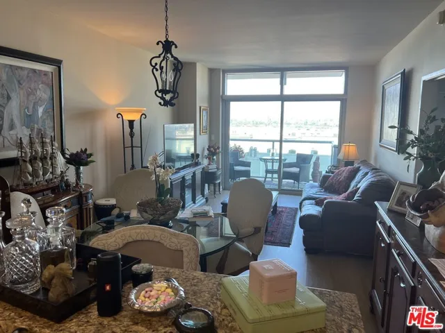 13700 Marina Pointe Drive 722, Marina Del Rey, California 90292