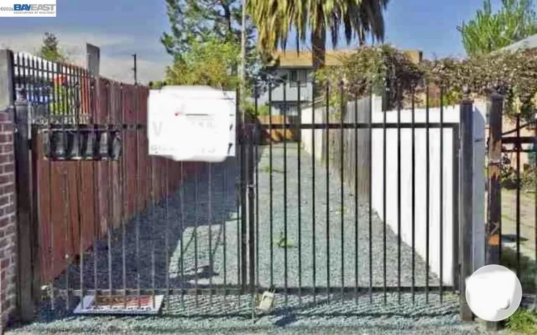 9625 Cherry St, Oakland, California 94603
