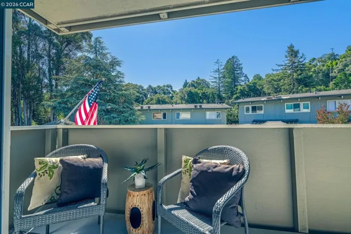 73 Brookwood Rd 33, Orinda, California 94563