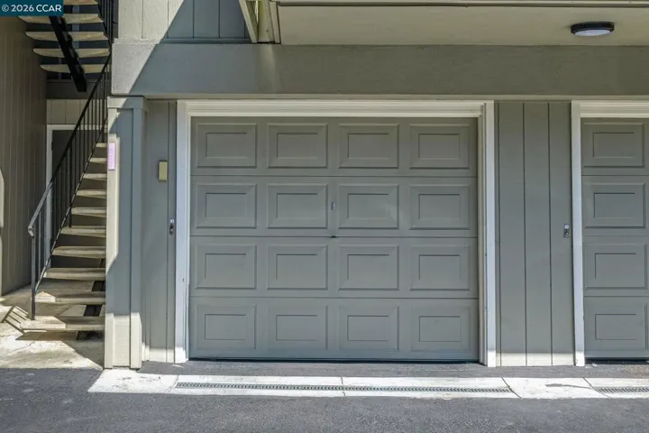 73 Brookwood Rd 33, Orinda, California 94563
