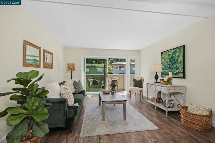 73 Brookwood Rd 33, Orinda, California 94563