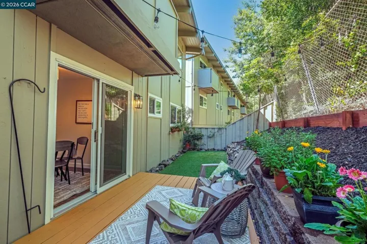 73 Brookwood Rd 33, Orinda, California 94563