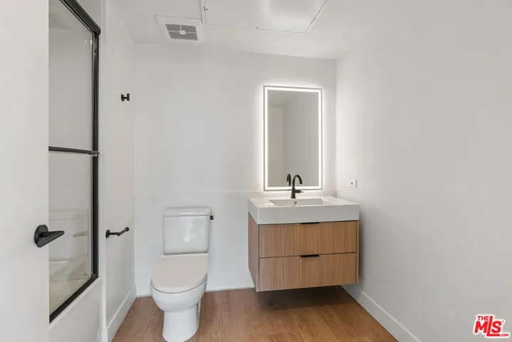 10700 Tabor Street 506, Los Angeles, California 90034