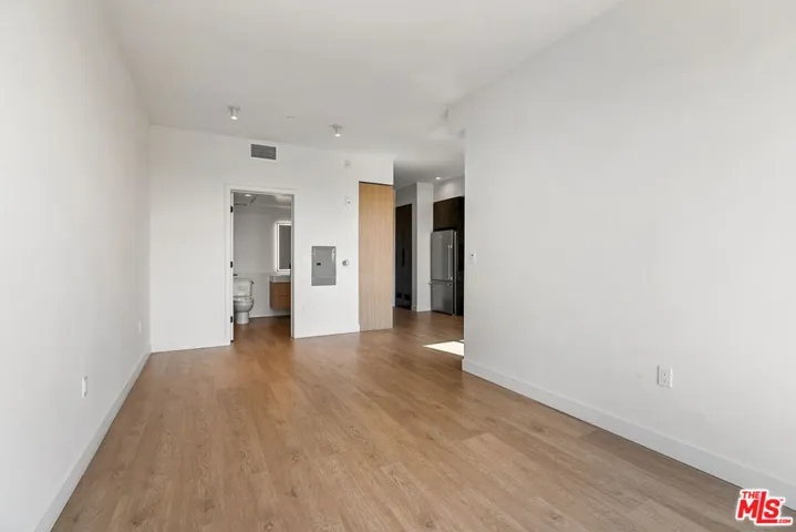 10700 Tabor Street 506, Los Angeles, California 90034