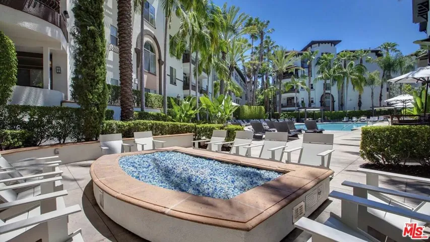 348 S Hauser Boulevard 1-225, Los Angeles, California 90036
