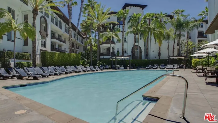 348 S Hauser Boulevard 1-225, Los Angeles, California 90036