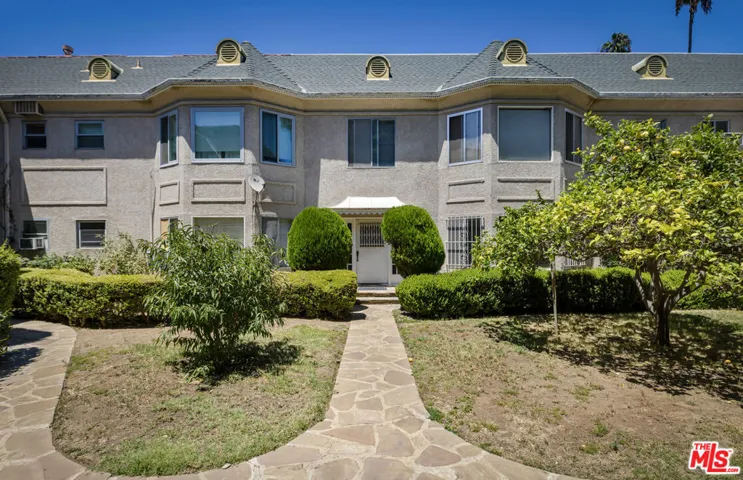 1143 S Westmoreland Avenue 5, Los Angeles, California 90006