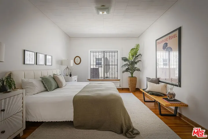 1143 S Westmoreland Avenue 5, Los Angeles, California 90006