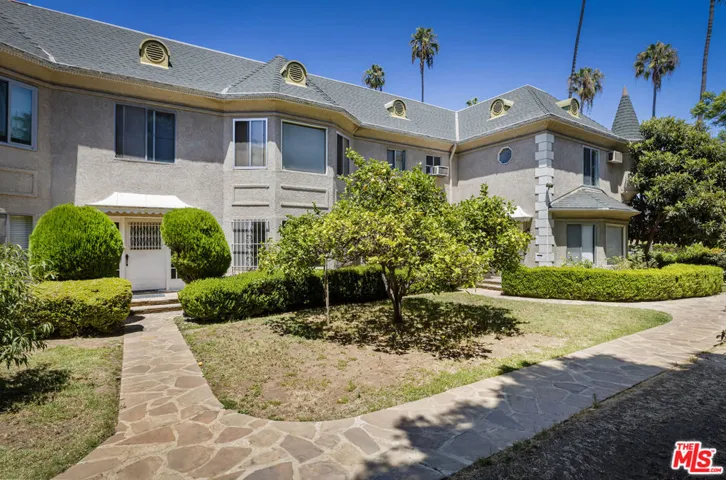 1143 S Westmoreland Avenue 5, Los Angeles, California 90006