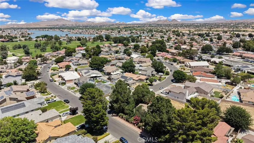 12915 Greensboro, Victorville, California 92395