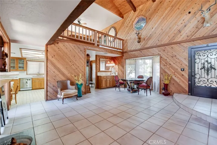 12915 Greensboro, Victorville, California 92395