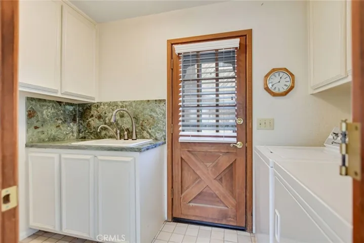 12915 Greensboro, Victorville, California 92395